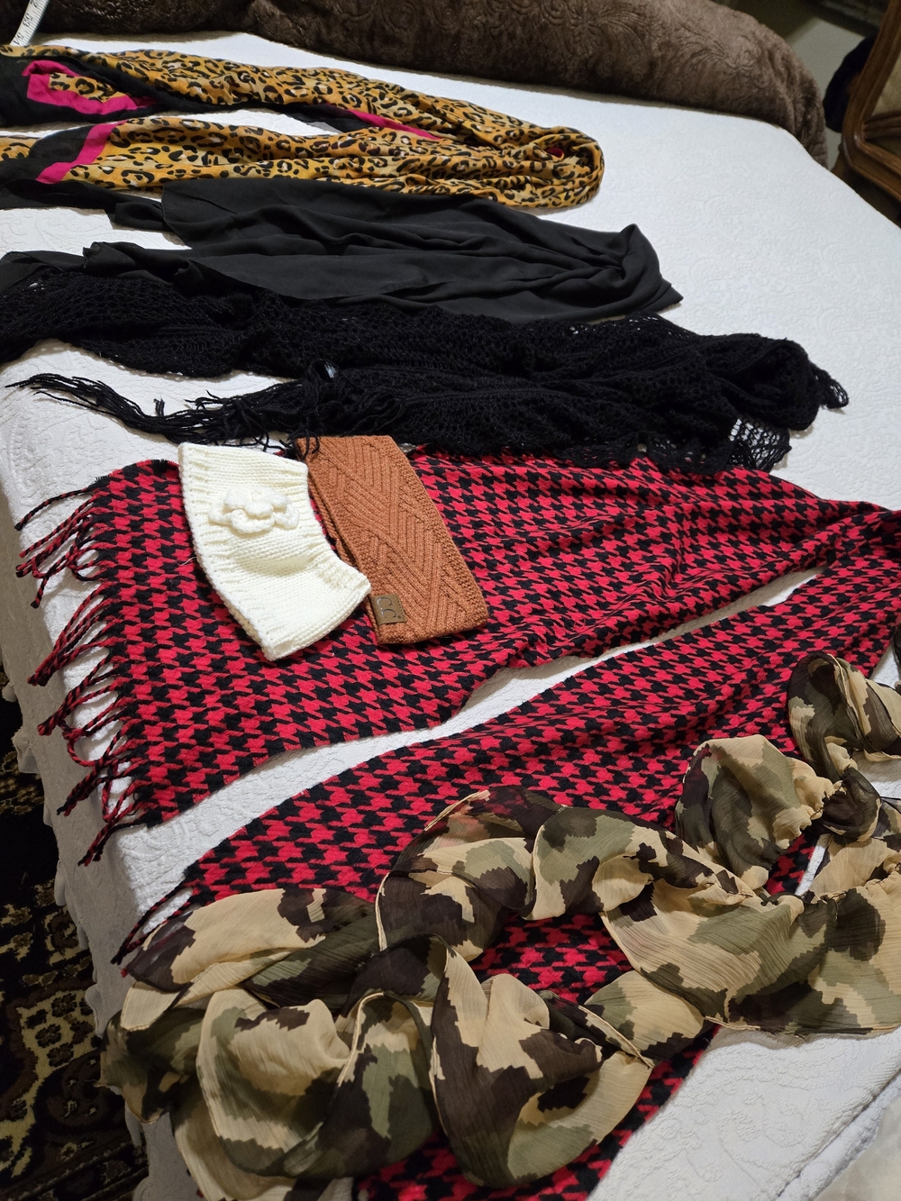 Lot Of Women's Scarves - Stylish Women’s Wraps
